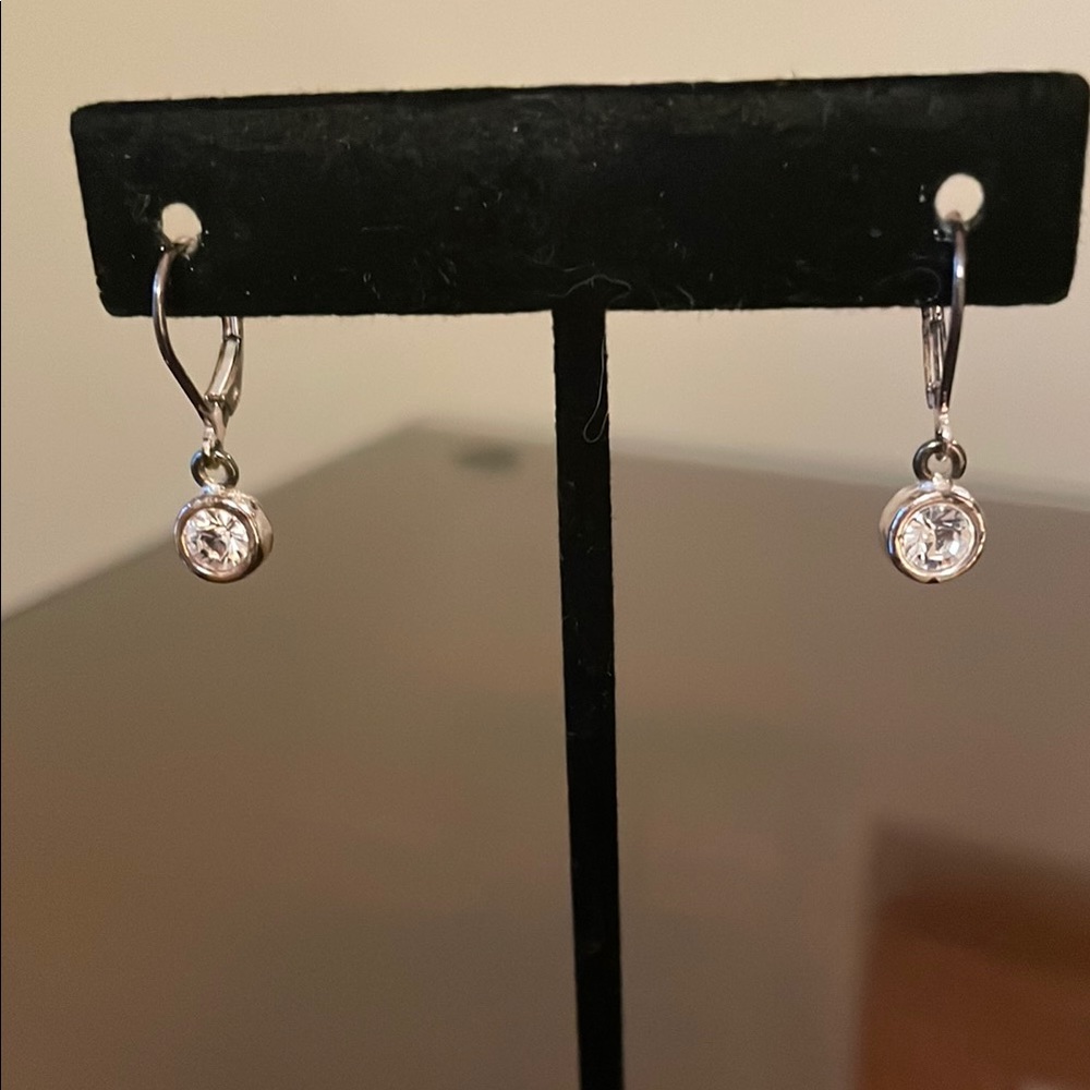 Minimalist Silver Dangle Earrings with Clear Gemstones